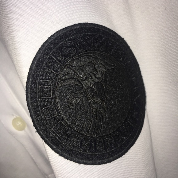 Versase Polo - Picture 6 of 6